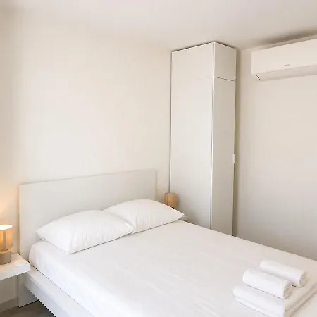 Alando Blue Apartment